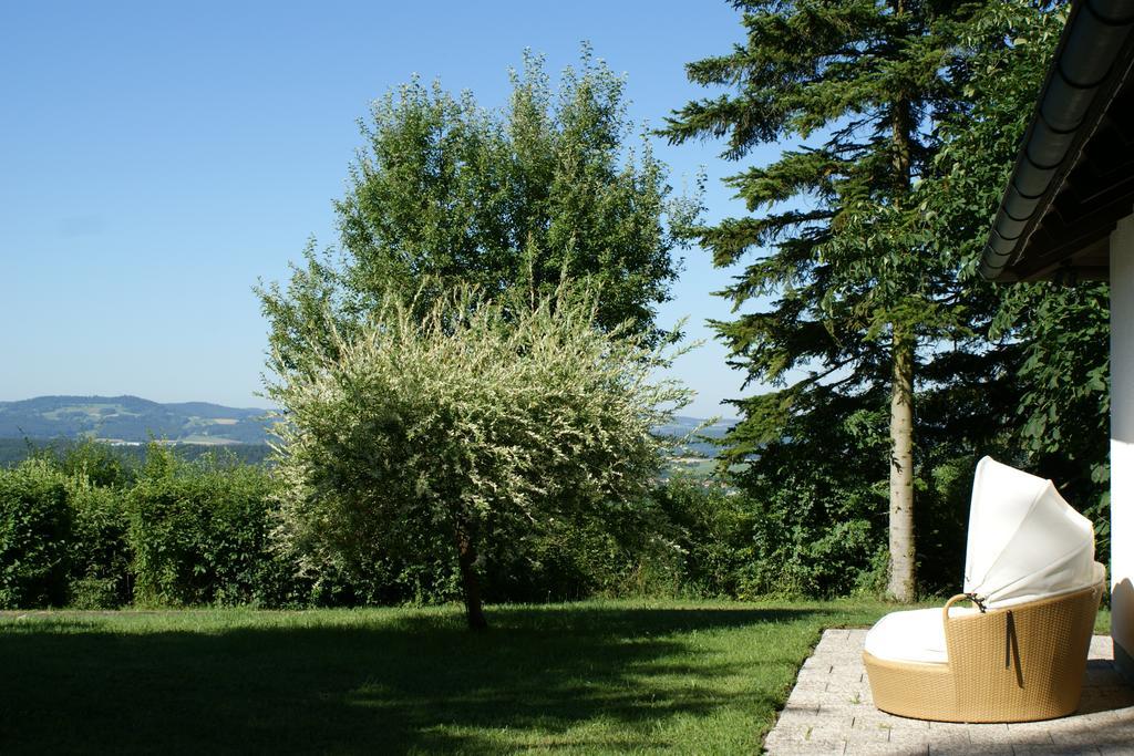 Waldhotel Stein Selbitz Exterior photo